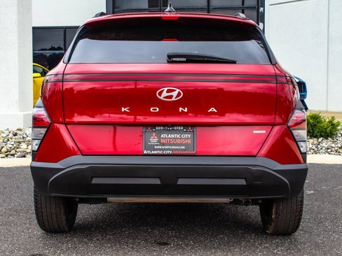 Used 2024 Hyundai Kona SEL image 5