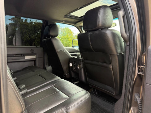 Used 2015 Ford F250 Lariat w/ Lariat Ultimate Package image 20