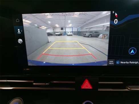 Certified 2023 Hyundai Elantra SEL w/ Convenience Package image 24