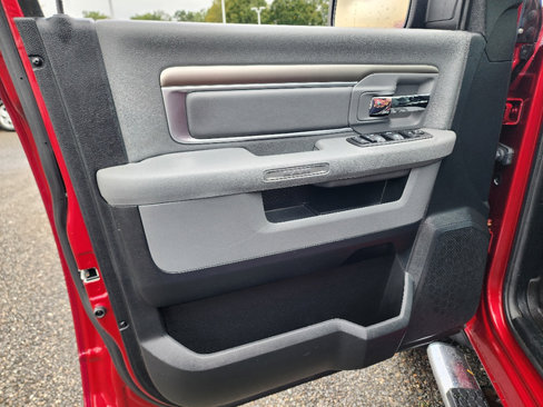 Used 2014 RAM 1500 Big Horn image 28