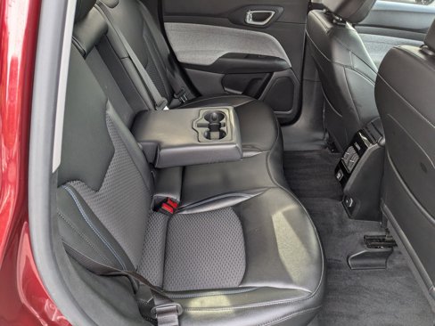 Used 2022 Jeep Compass Latitude image 21