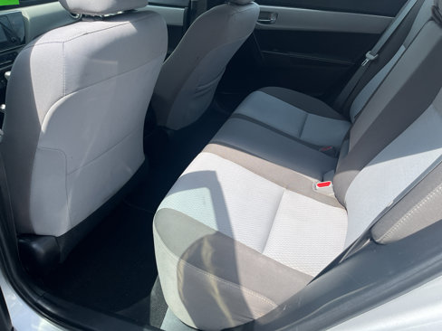 Used 2019 Toyota Corolla LE image 6