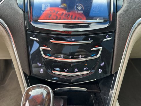 Used 2013 Cadillac XTS Premium image 31