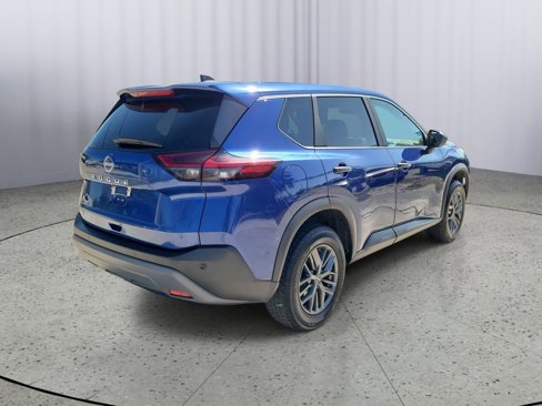 Used 2023 Nissan Rogue S image 4