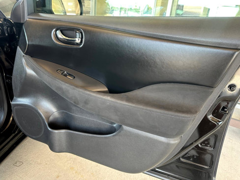 Used 2015 Nissan Leaf S w/ Charge Package image 16