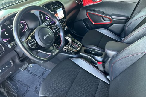 Used 2023 Kia Soul GT-Line image 13