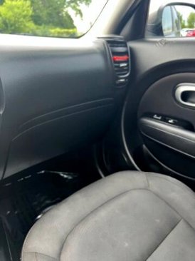 Used 2018 Kia Soul + image 16