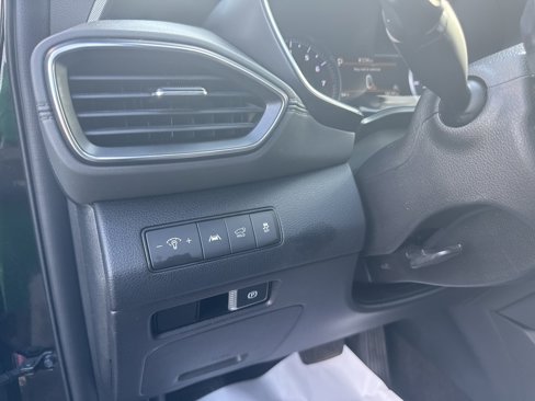 Used 2023 Hyundai Santa Fe SEL image 15