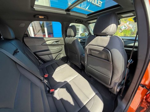 Used 2023 Chevrolet TrailBlazer ACTIV w/ Sun and Liftgate Package image 35