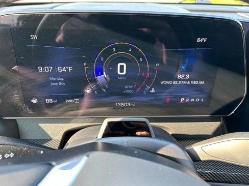 Used 2024 Chevrolet Traverse RS image 11