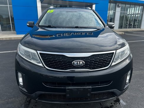 Used 2015 Kia Sorento LX image 2