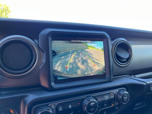 Used 2021 Jeep Wrangler Unlimited Sport image 27