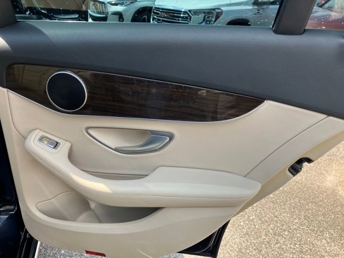 Used 2018 Mercedes-Benz C 300 Sedan image 30
