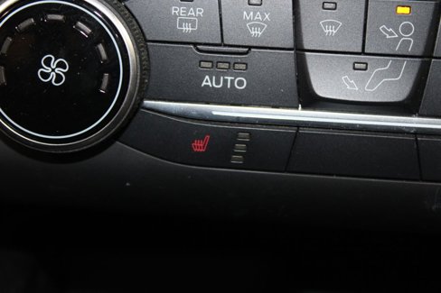 Used 2020 Ford Escape SE image 34
