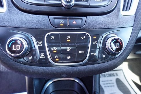 Used 2023 Chevrolet Malibu LT image 22