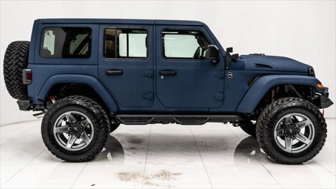 Used 2025 Jeep Wrangler Unlimited Sport image 2