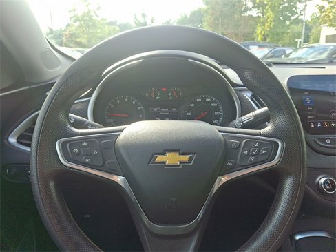 Used 2022 Chevrolet Malibu LT image 18