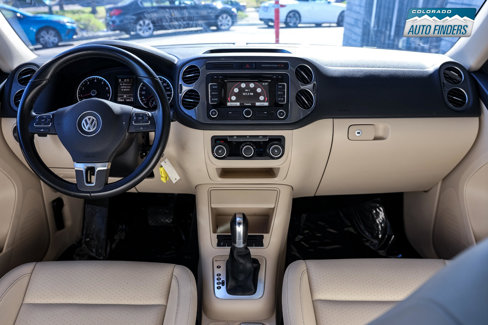 Used 2012 Volkswagen Tiguan SE image 18