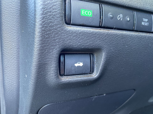 Used 2024 Nissan Sentra SV image 14