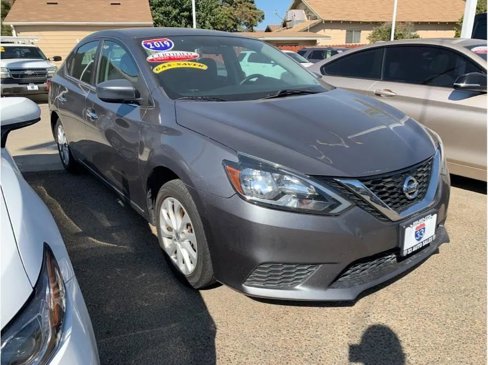 Used 2019 Nissan Sentra SV image 1
