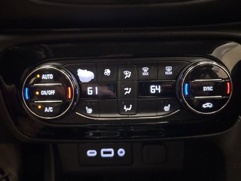 Used 2021 Buick Encore GX Select w/ Sport Touring Package image 18