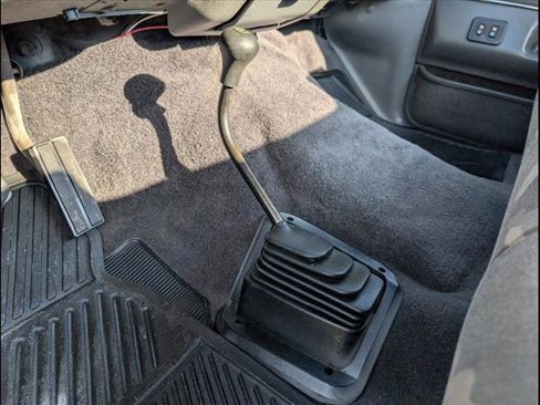 Used 1990 Ford F150 4x4 Regular Cab image 7