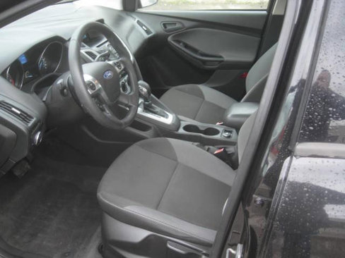 Used 2012 Ford Focus SE image 14
