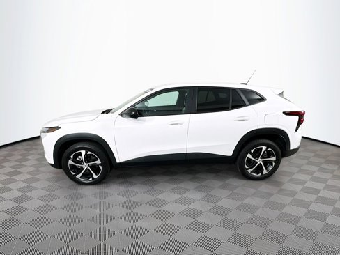 Used 2024 Chevrolet Trax RS image 8