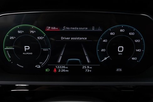 Used 2021 Audi e-tron Premium image 17