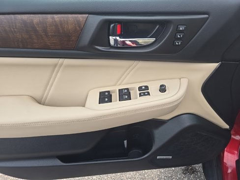 Used 2018 Subaru Outback 3.6R Limited image 15