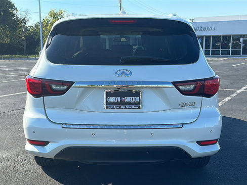Used 2019 INFINITI QX60 Luxe w/ Essential Package image 7