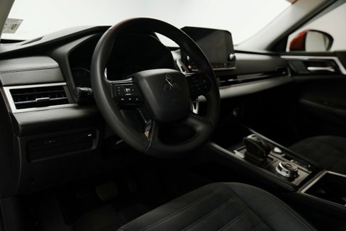 Used 2022 Mitsubishi Outlander SE image 20