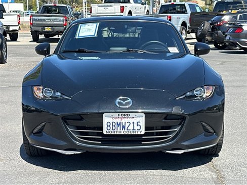 Used 2017 MAZDA MX-5 Miata RF Grand Touring image 2