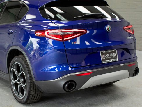 Used 2022 Alfa Romeo Stelvio Ti image 41