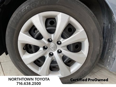 Used 2022 Toyota Corolla LE image 25