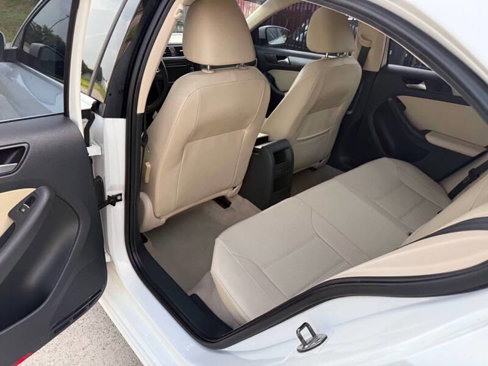 Used 2014 Volkswagen Jetta TDI image 17