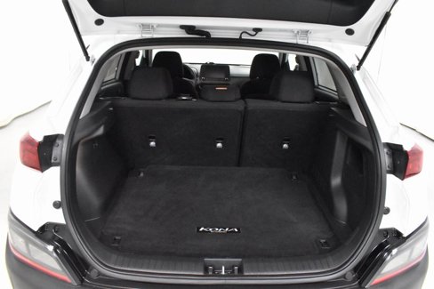 Used 2022 Hyundai Kona SEL image 11