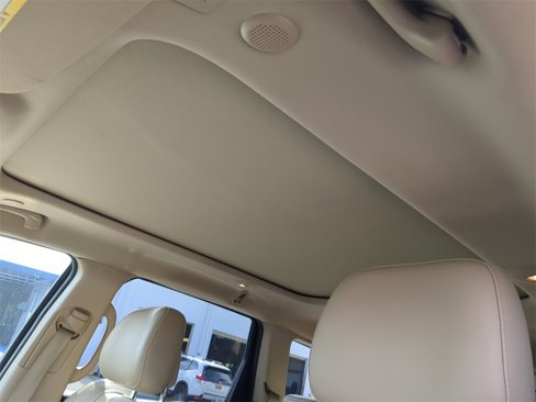Used 2021 Jeep Grand Cherokee Limited w/ Sun & Sound Group image 22