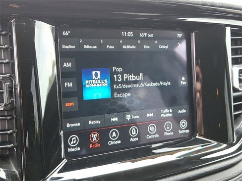 Used 2021 Dodge Durango SXT image 3
