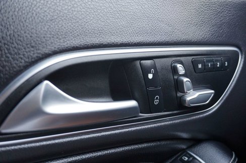 Used 2019 Mercedes-Benz CLA 250 image 21