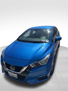 Used 2021 Nissan Versa SV image 3