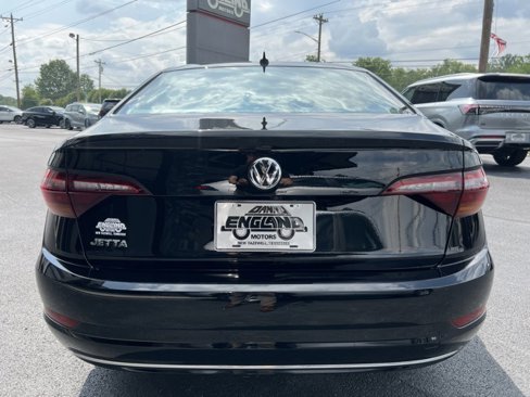Used 2019 Volkswagen Jetta SE image 5