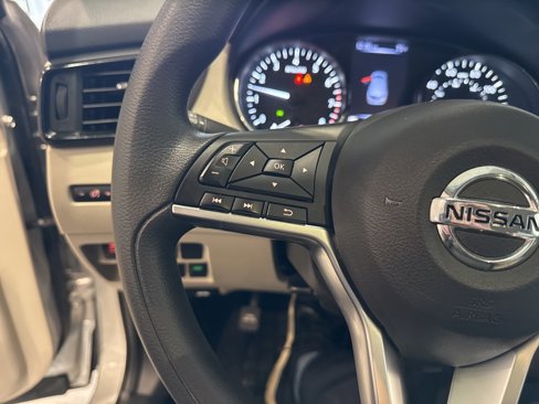 Used 2018 Nissan Rogue Sport SV image 30