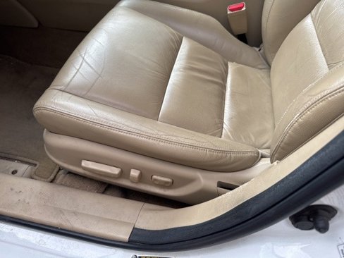 Used 2012 Honda Accord EX-L image 18