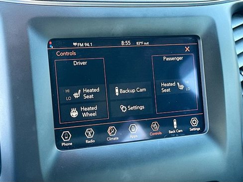 Used 2019 Jeep Cherokee Latitude Plus w/ Cold Weather Group image 19
