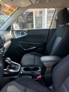 Used 2020 Kia Soul S image 8