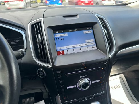 Used 2017 Ford Edge Titanium w/ Technology Package image 14