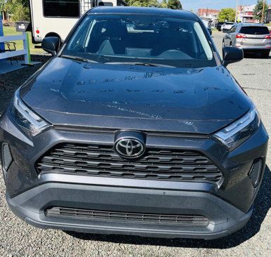 Used 2023 Toyota RAV4 LE image 3