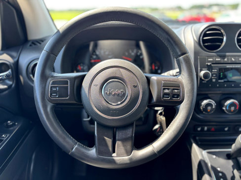 Used 2013 Jeep Compass Latitude image 13