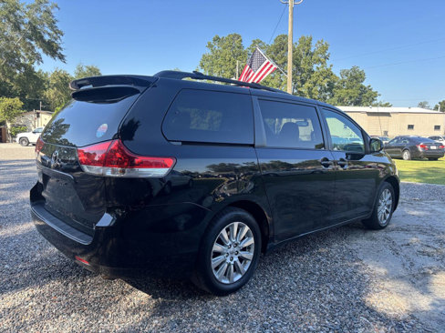 Used 2011 Toyota Sienna LE image 5